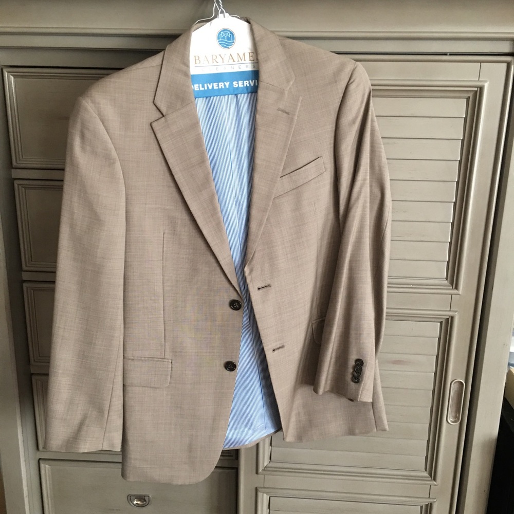 Tommy Hilfiger suit